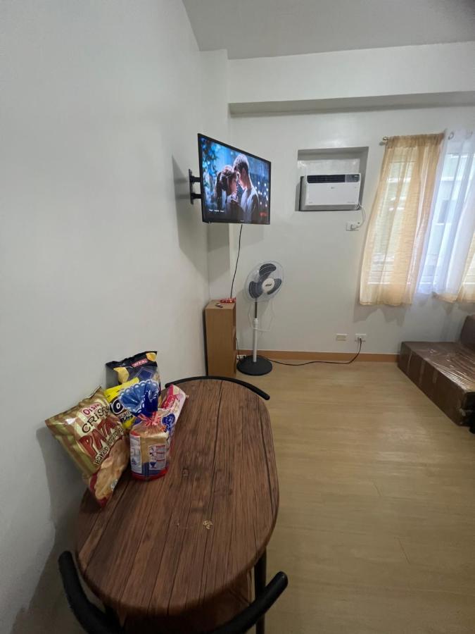 Lovers Inn Qc Кесон-Сити Экстерьер фото